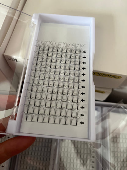 Wholesale Short Stem Premade Fans | Professional Volume Lash Extensions